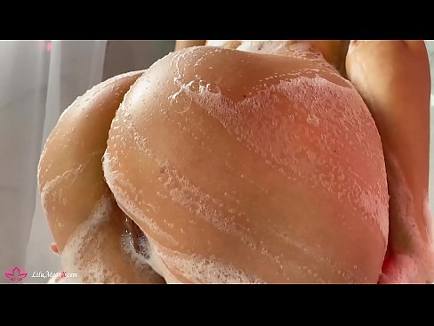 ❤️ Brunette pussy bibragailuarekin masturbatzen du dutxan orgasmo bizia lortzeko ❤️❌ Porno pornoan eu.porngipfy.ru ❌❤
